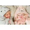 Kép 2/9 - babák rózsaszín és szürke baba törölközőkben