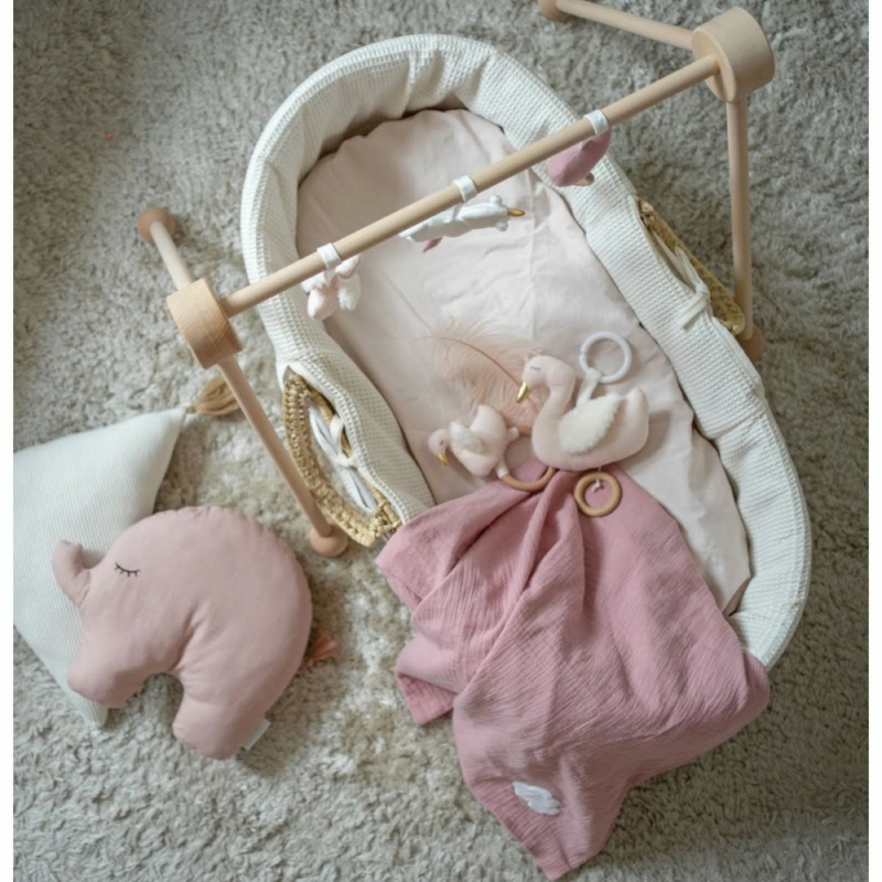 rózsaszín takaró babáknak